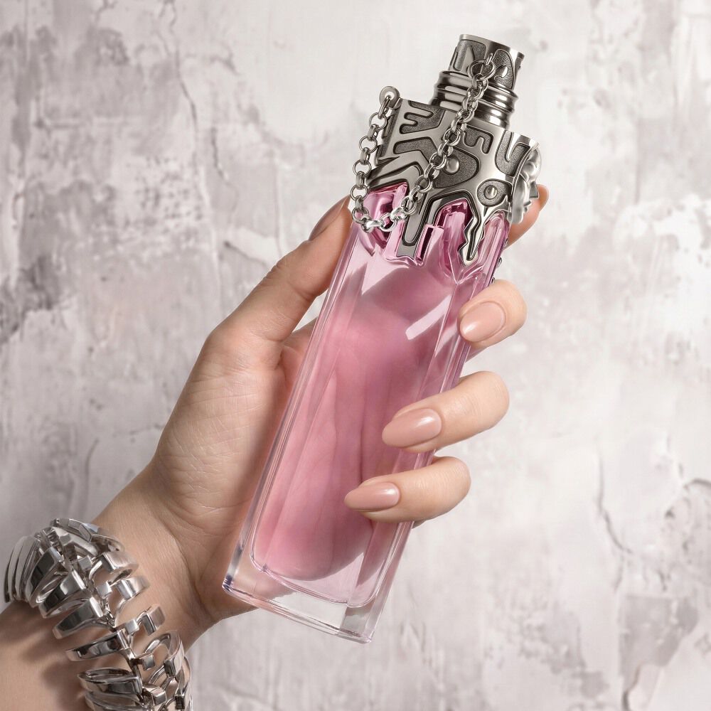 womanity eau de parfum