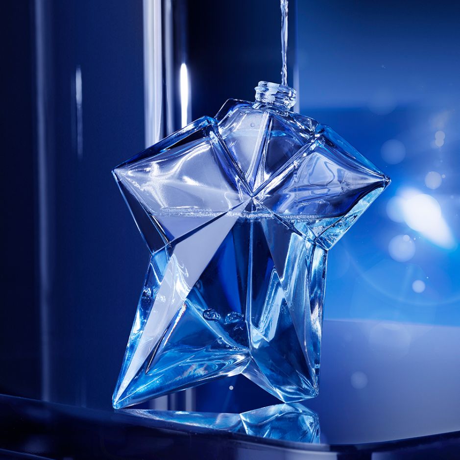 The Mugler Fountain, secrets of fabrication MUGLER MAG